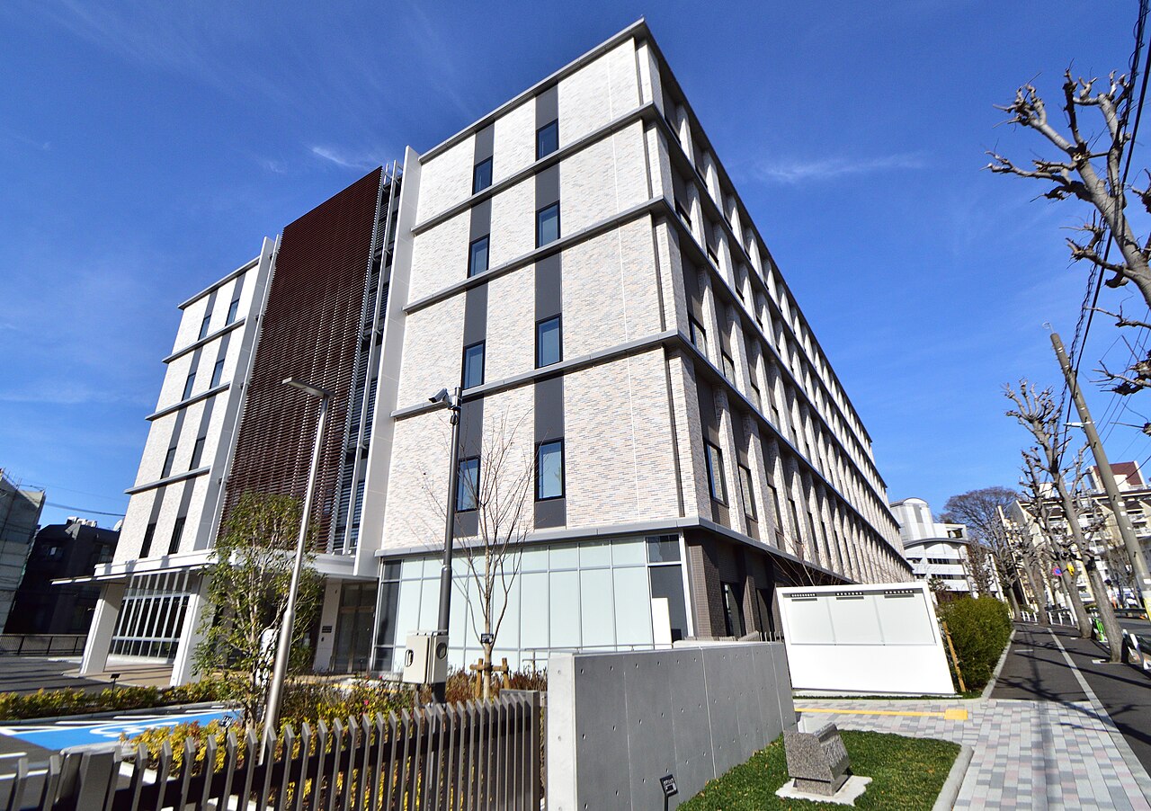 Le tribunal de la propriété intellectuelle et la succursale du tribunal de district de Tokyo à Meguro.