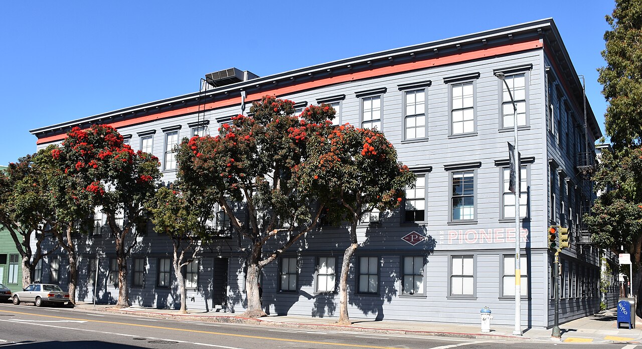 Fassade des früheren OpenAI-Bürogebäudes in San Francisco